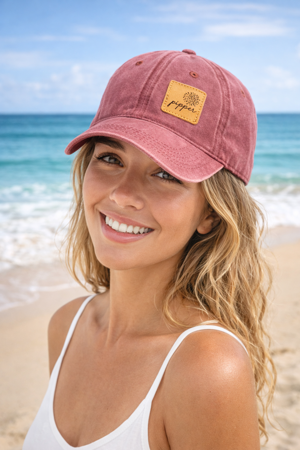 Gorra Origin burdeos con parche de piel